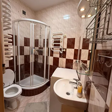 Cozy Apartmant Next To Metro