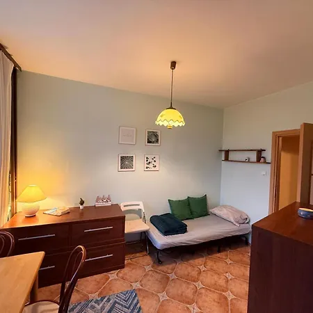 Cozy Apartmant Next To Metro Διαμέρισμα