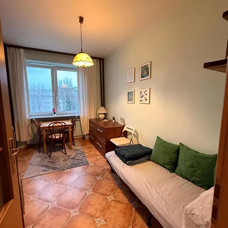 公寓 Cozy Apartmant Next To Metro *