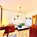 Cozy Apartmant Next To Metro Apartament Warszawa