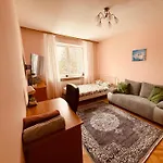 Cozy Apartmant Next To Metro * Warszawa