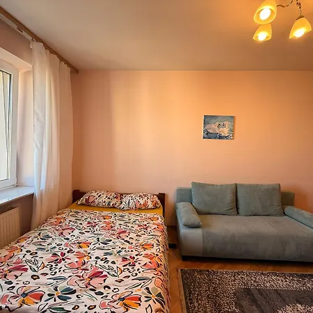 Cozy Apartmant Next To Metro Warszawa
